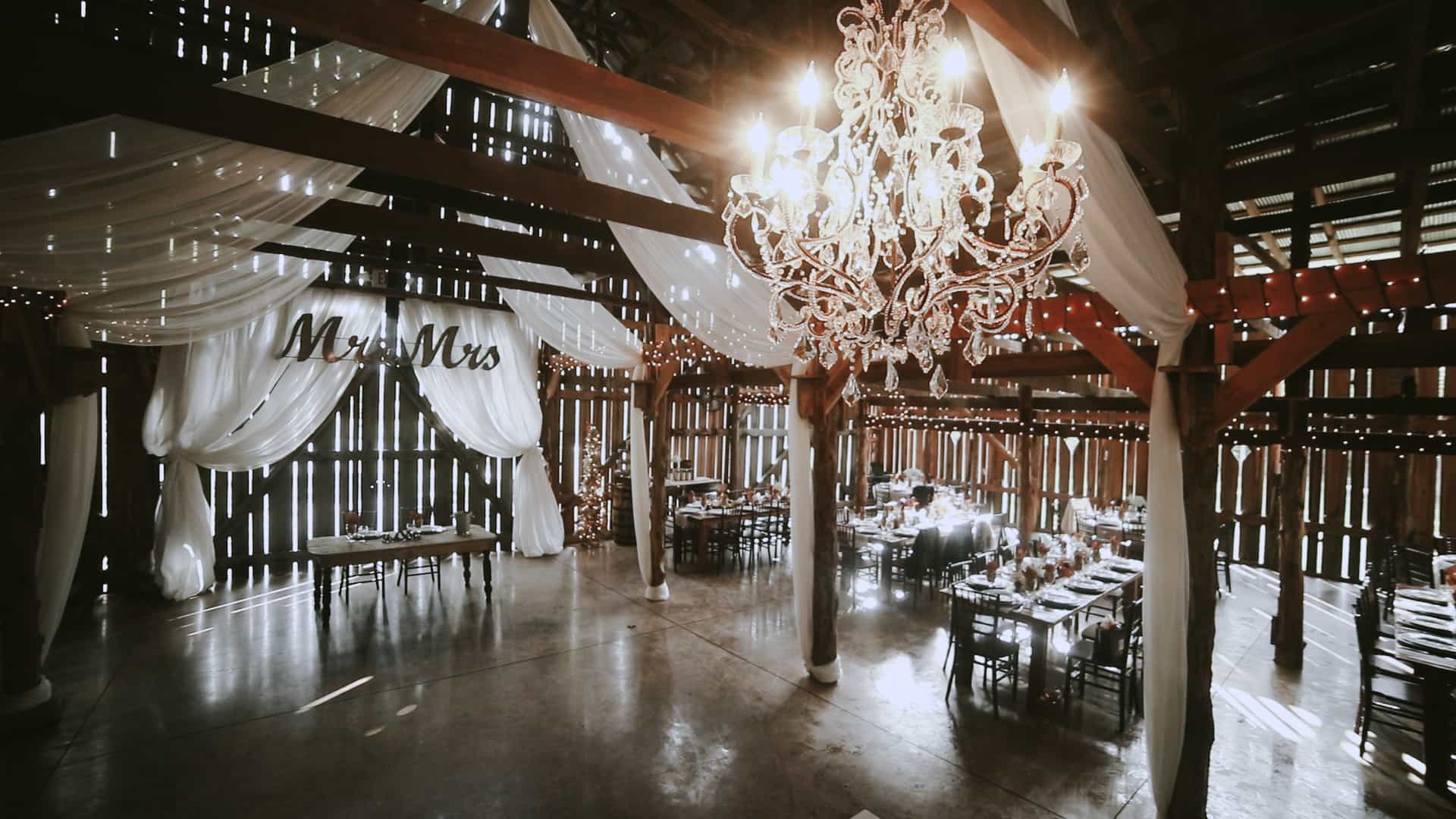 Beautiful Wedding from the Barn at Cedar Grove // Kit