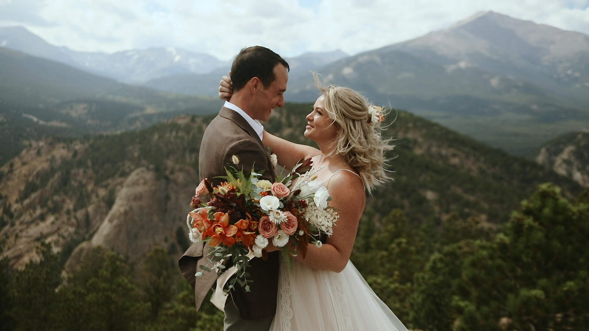 Beautiful Colorado Wedding // Bobby + Jenny